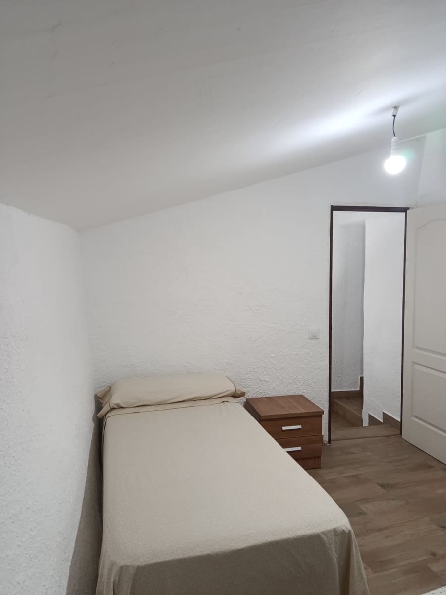 4 soveværelse Byhus til leje i Chercos med garage - € 600 (Ref: 8930102)