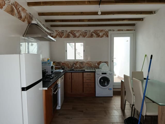 4 soveværelse Byhus til leje i Chercos med garage - € 750 (Ref: 8930102)