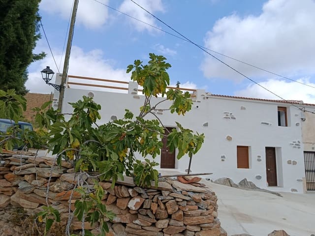3 camera da letto Casa da affittare in Chercos con garage - 600 € (Rif: 8930102)