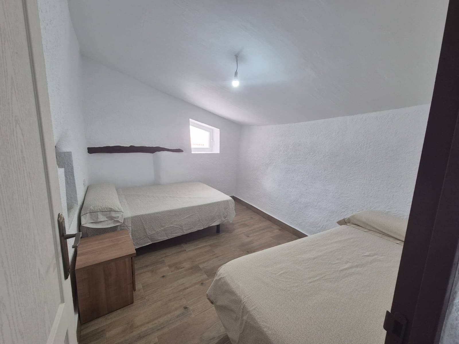3 Zimmer Haus zu vermieten in Chercos mit Garage - 600 € (Ref: 8930102)