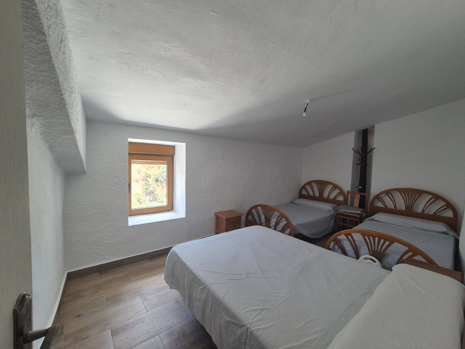 3 Zimmer Haus zu vermieten in Chercos mit Garage - 600 € (Ref: 8930102)