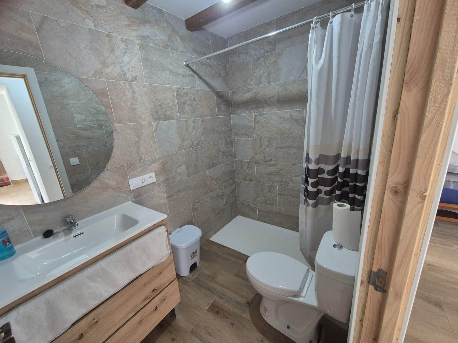 3 Zimmer Haus zu vermieten in Chercos mit Garage - 600 € (Ref: 8930102)