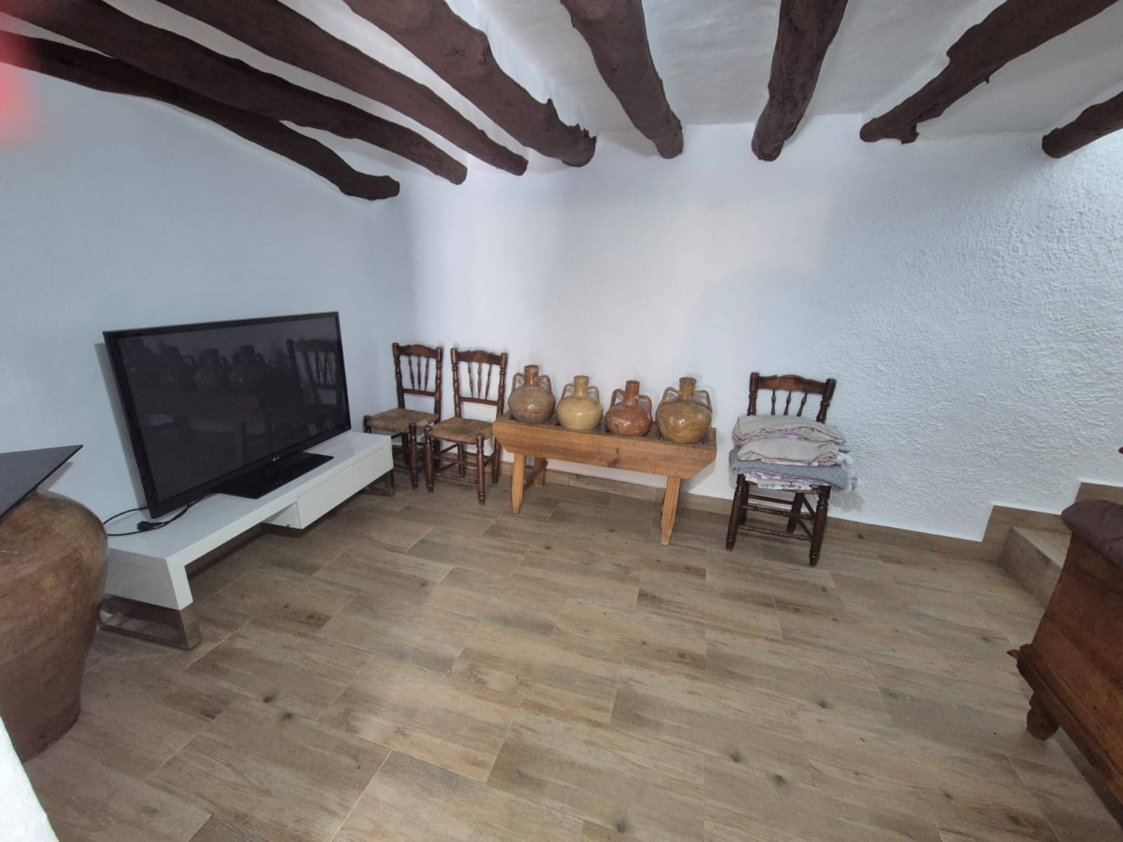 3 Zimmer Haus zu vermieten in Chercos mit Garage - 600 € (Ref: 8930102)