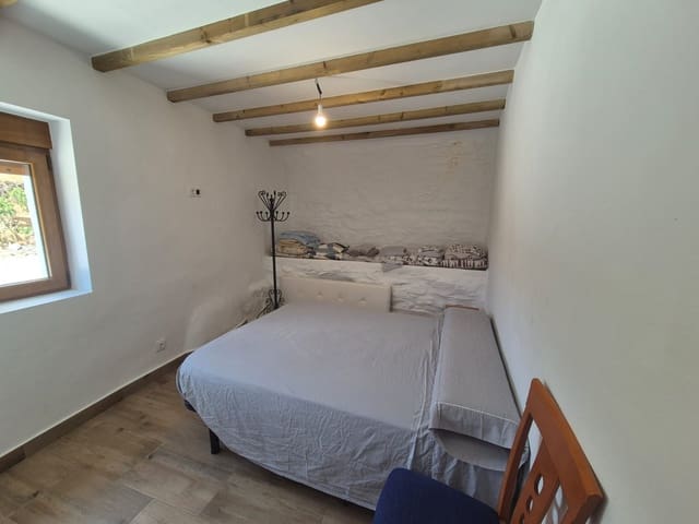 3 camera da letto Casa da affittare in Chercos con garage - 600 € (Rif: 8930102)