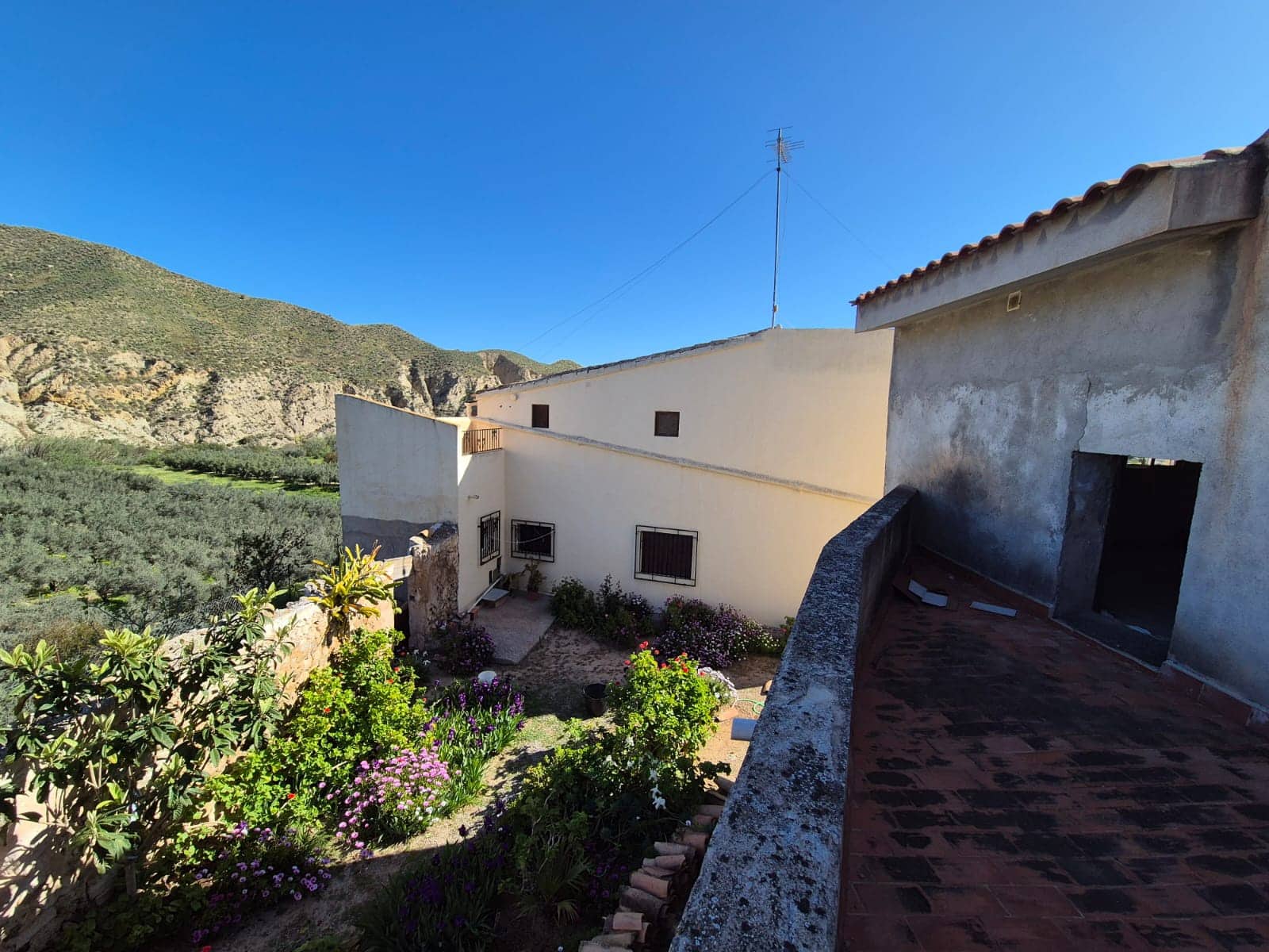 6 sypialnia Dom na sprzedaż w Arboleas - 90 000 € (Ref: 8930117)