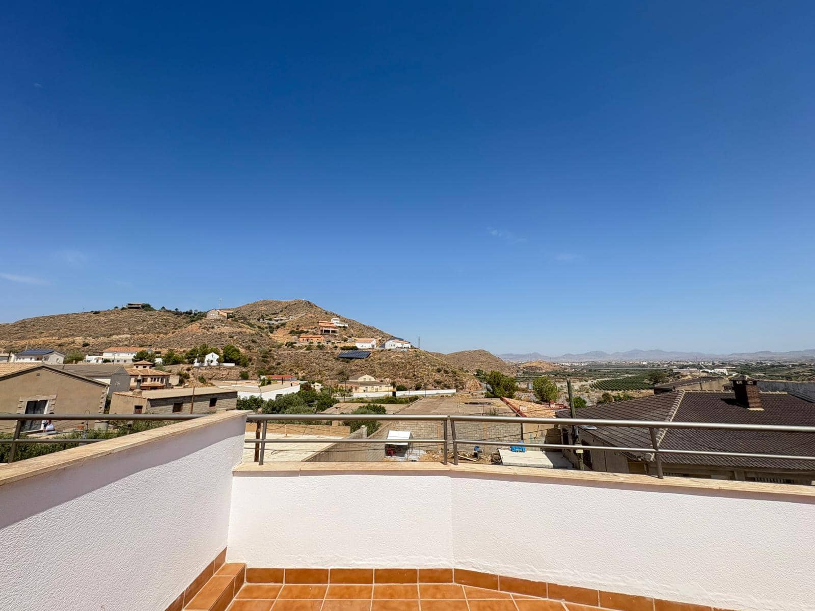 3 camera da letto Villetta Bifamiliare da affittare in Almeria citta - 750 € (Rif: 9009136)