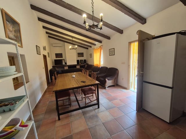 8 makuuhuone Maalaistalo vuokrattavana paikassa Macael - 900 € (Ref: 9076504)