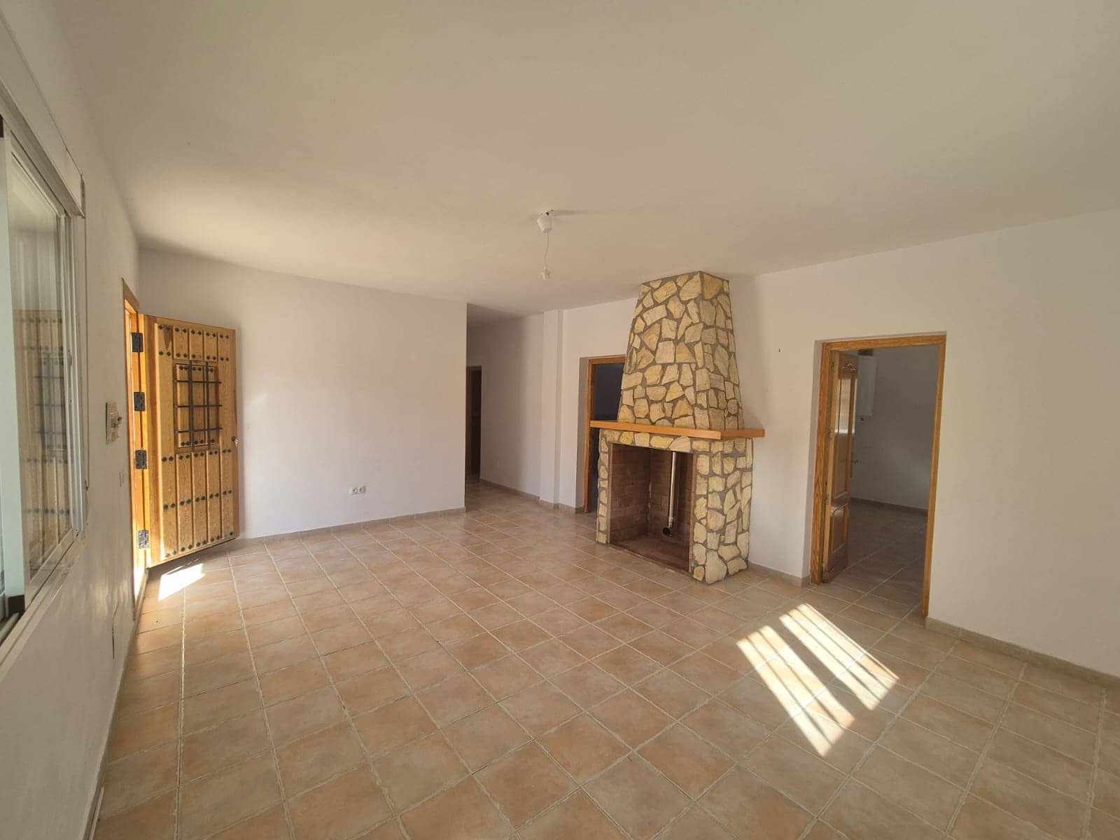 4 makuuhuone Huvila myytävänä paikassa Lijar mukana uima-altaan - 185 000 € (Ref: 9086150)