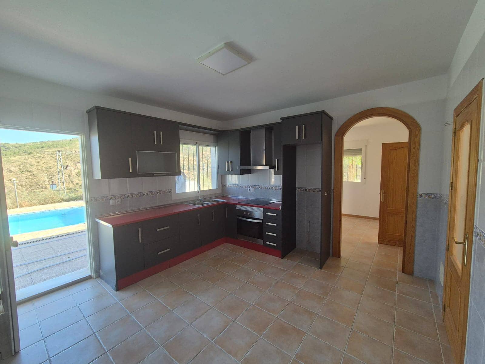 4 makuuhuone Huvila myytävänä paikassa Lijar mukana uima-altaan - 185 000 € (Ref: 9086150)