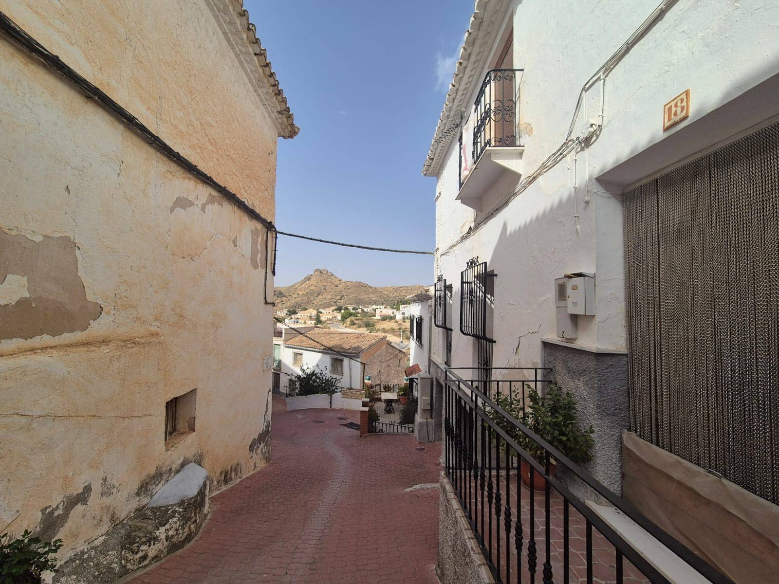 7 soverom Hus til salgs i Albanchez - € 60 000 (Ref: 9196803)