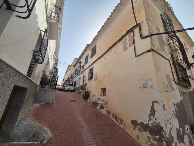 7 chambre Maison de Ville à vendre à Albanchez - 60 000 € (Ref: 9196803)