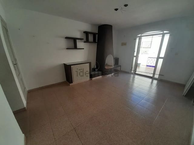 2 bedroom Beach Apartment for rent in Mojácar with pool - € 950 (Ref: 9221297)