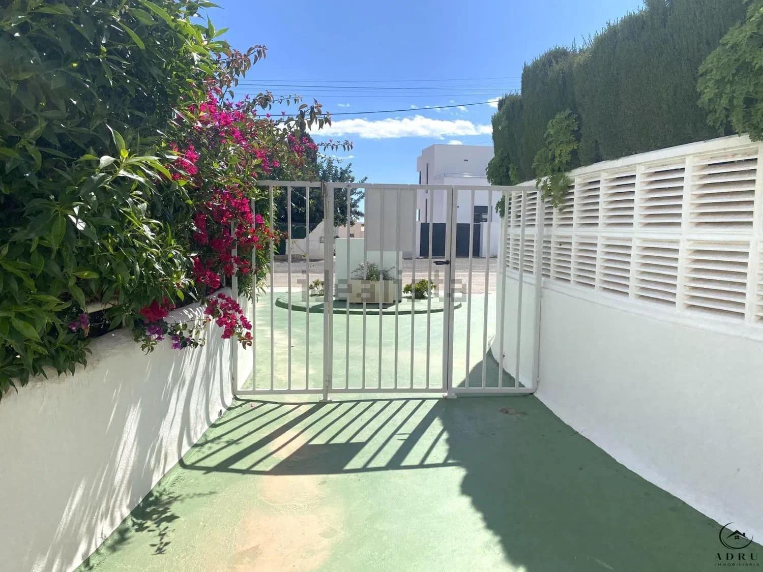 2 Zimmer Strandapartment zu vermieten in Mojacar mit Pool - 950 € (Ref: 9221297)