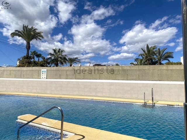 2 bedroom Beach Apartment for rent in Mojácar with pool - € 950 (Ref: 9221297)