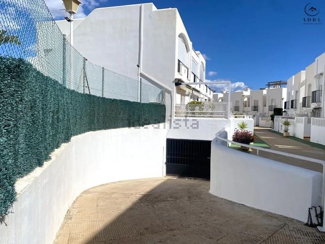 2 bedroom Beach Apartment for rent in Mojácar with pool - € 950 (Ref: 9221297)