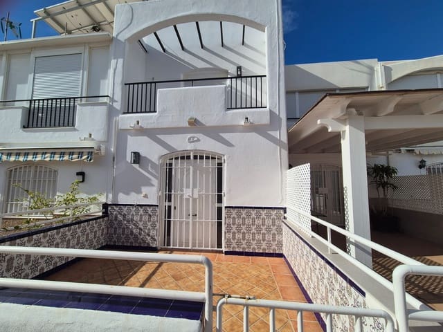 2 bedroom Beach Apartment for rent in Mojácar with pool - € 950 (Ref: 9221297)