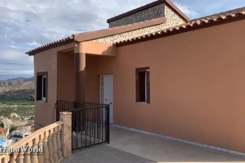 3 slaapkamer Villa te huur in Almanzora met garage - € 950 (Ref: 9240506)