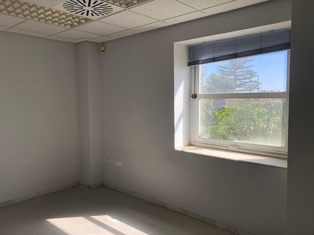 Business for rent in Vera - € 2,400 (Ref: 9328642)