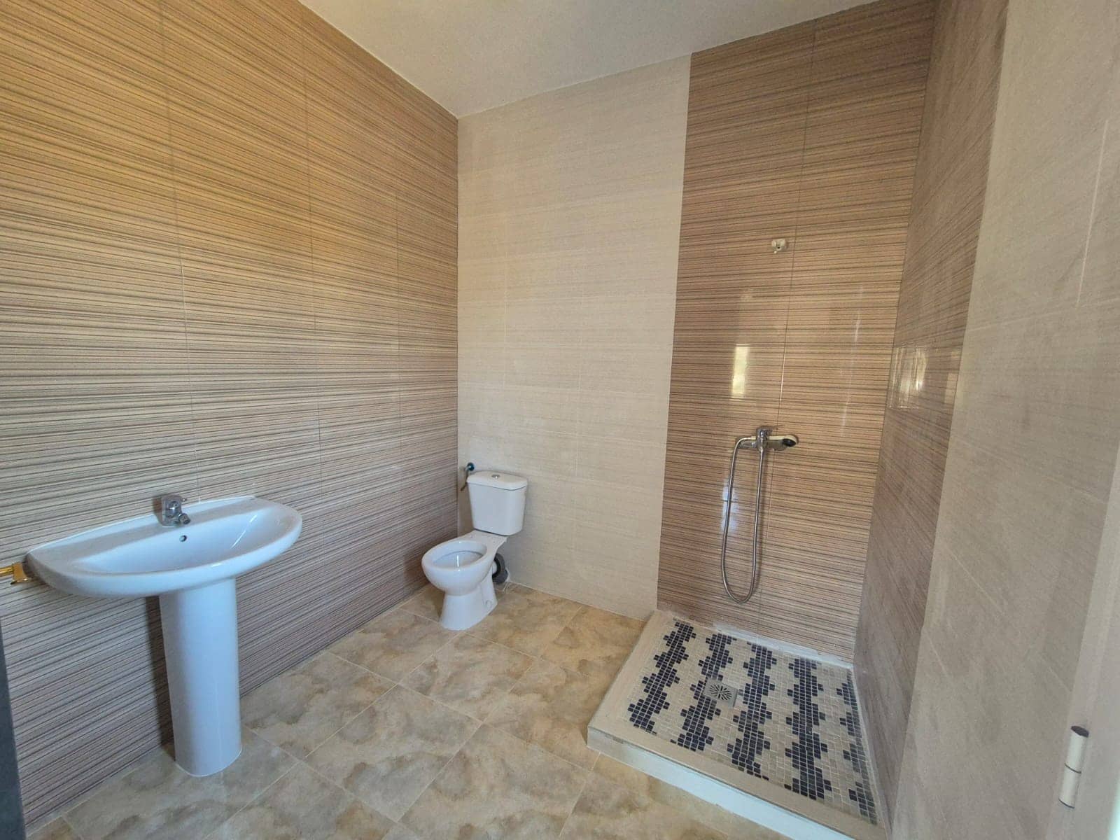 3 bedroom Finca/Country House for rent in Almeria city - € 1,100 (Ref: 9331263)