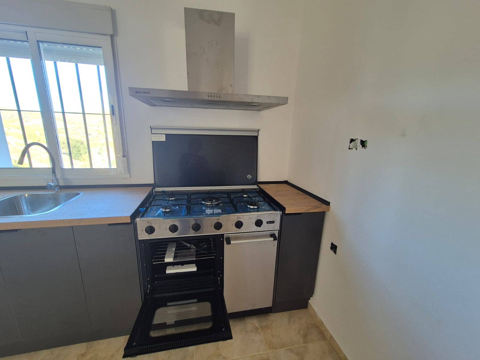 3 quarto Quinta/Casa Rural para arrendar em Almeria cidade - 1 100 € (Ref: 9331263)