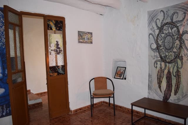 8 soveværelse Byhus til salg i Líjar - € 69.000 (Ref: 9372241)