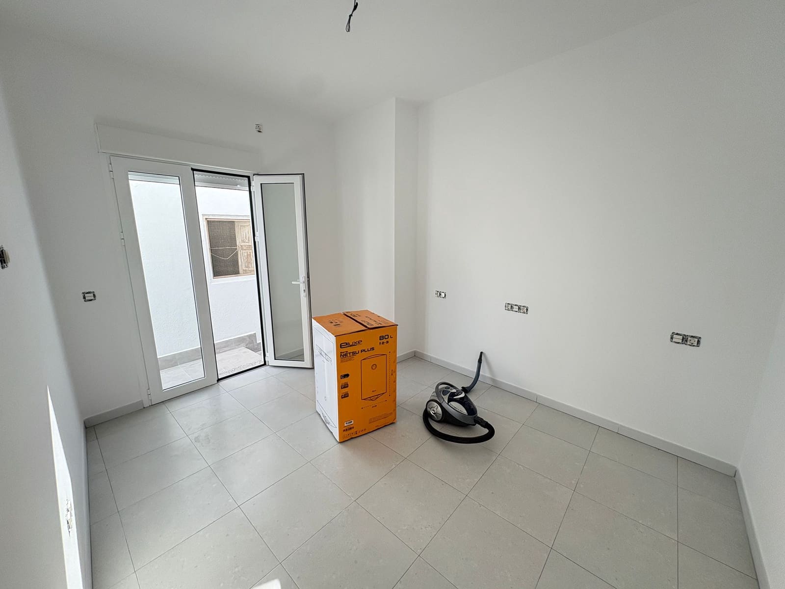 2 sypialnia Dom do wynajęcia w Almanzora z garażem - 700 € (Ref: 9378159)