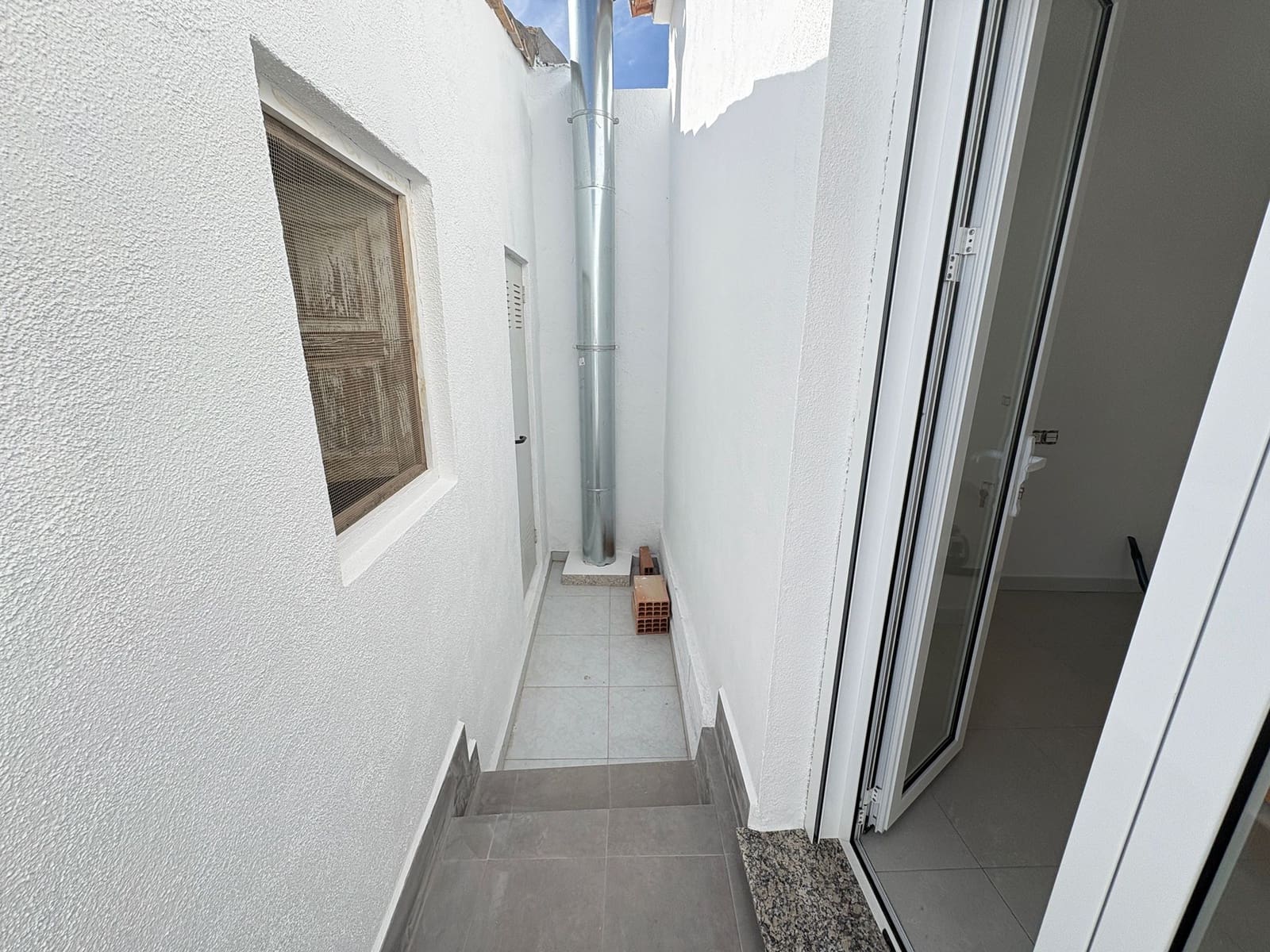 2 sypialnia Dom do wynajęcia w Almanzora z garażem - 700 € (Ref: 9378159)