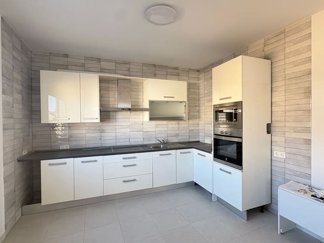 Maison de Ville de 2 chambres à louer à Almanzora, Cantoria avec garage - 700 € (Ref: 9378159)