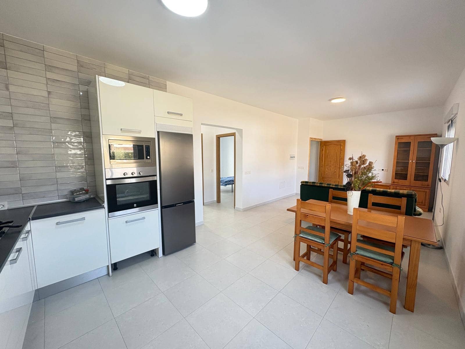 2 makuuhuone Omakotitalo vuokrattavana paikassa Almanzora mukana 
autotalli - 700 € (Ref: 9378159)