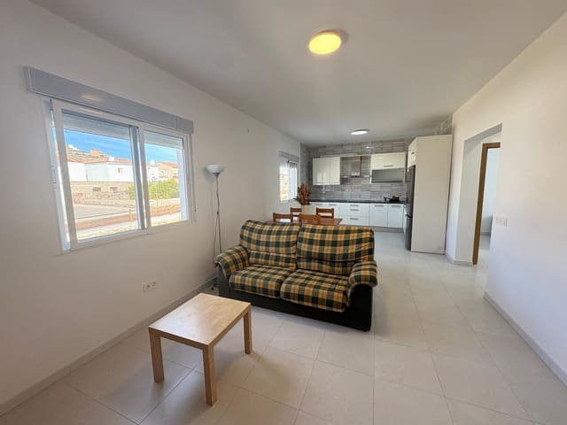 2 soverom Hus til leie i Almanzora, Cantoria med garasje - € 700 (Ref: 9378159)