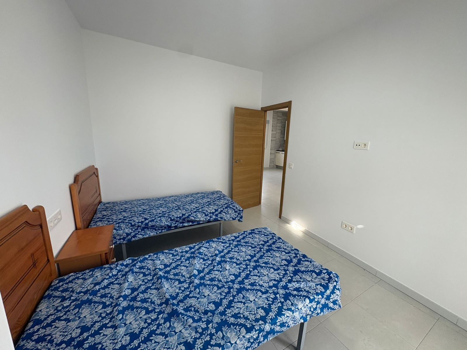 2 makuuhuone Omakotitalo vuokrattavana paikassa Almanzora mukana 
autotalli - 700 € (Ref: 9378159)