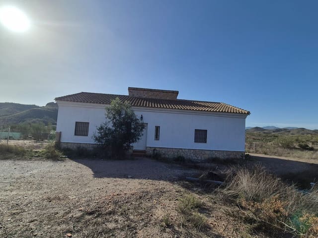 3 soveværelse Villa til leje i Almería by - € 850 (Ref: 9388489)