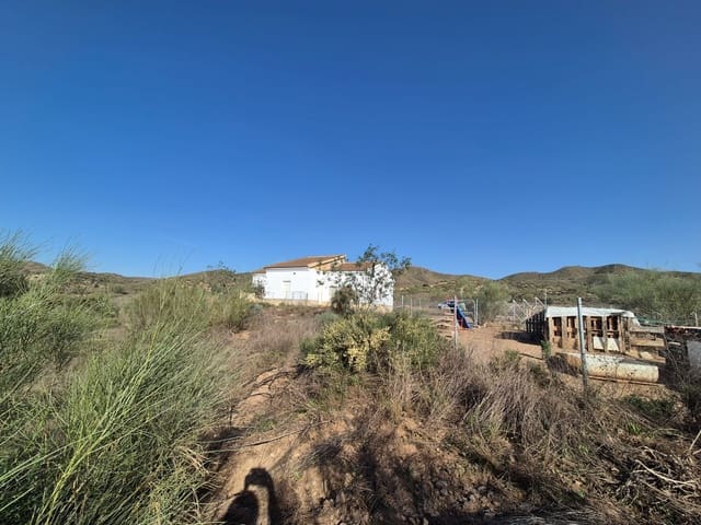 3 soveværelse Villa til leje i Almería by - € 850 (Ref: 9388489)
