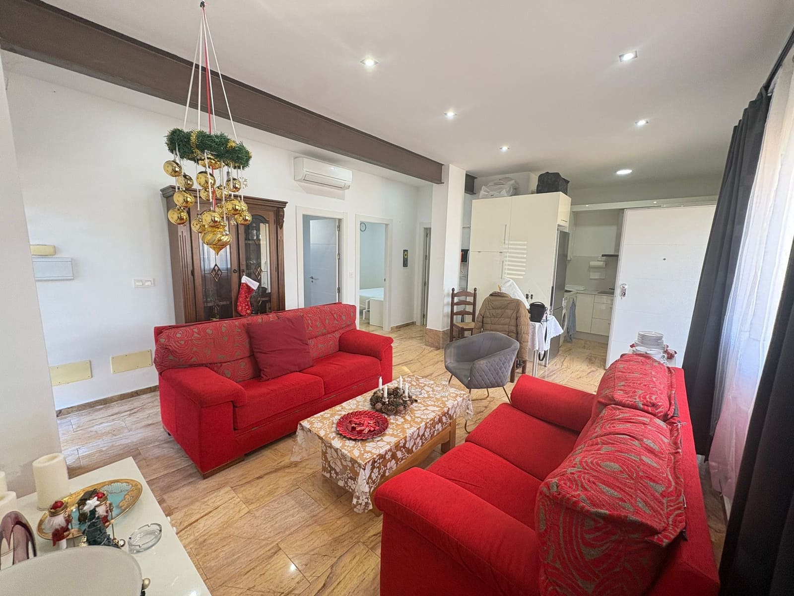 2 soveværelse Lejlighed til leje i Almeria by med garage - € 500 (Ref: 9399749)