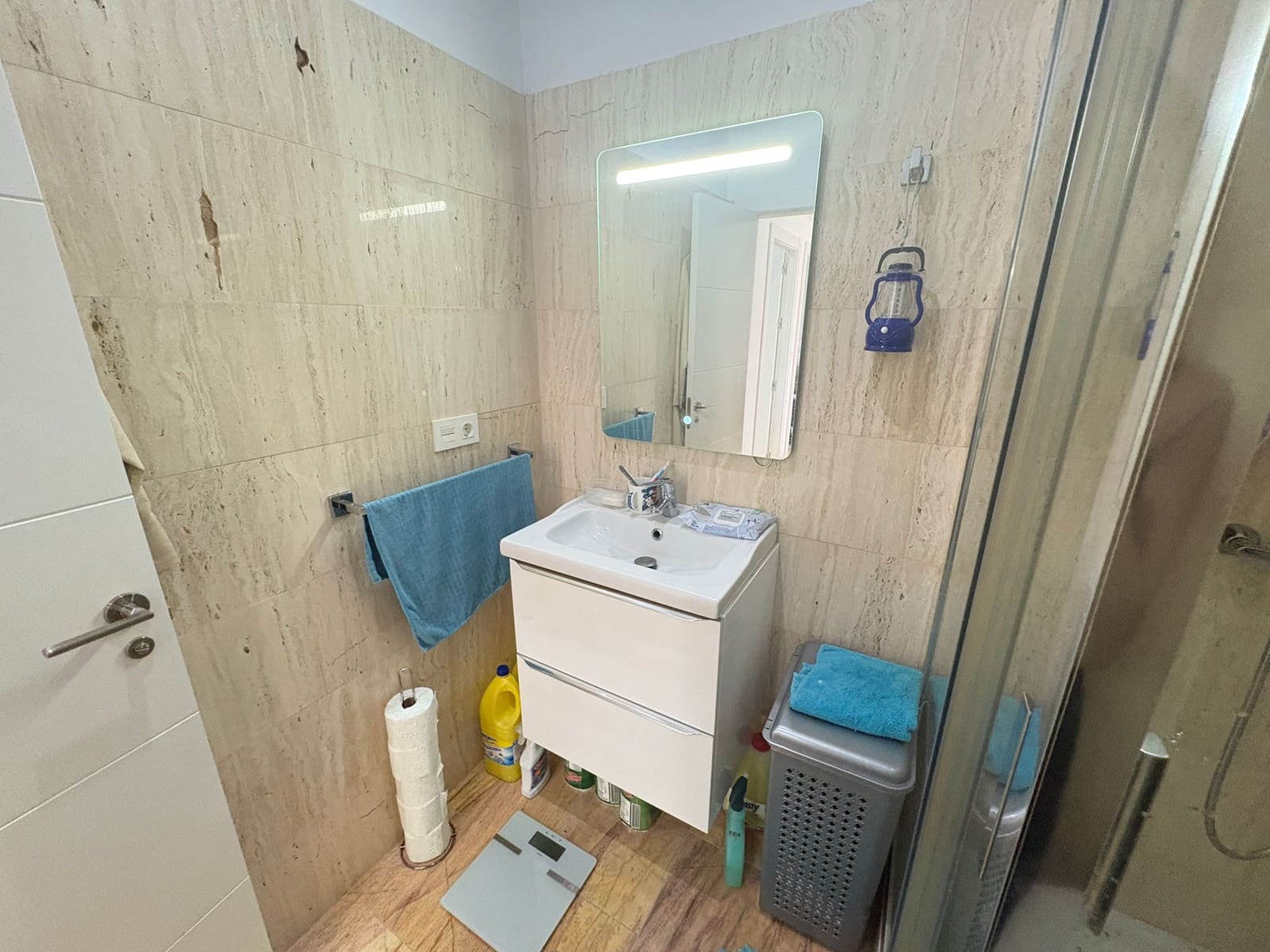 2 soveværelse Lejlighed til leje i Almeria by med garage - € 500 (Ref: 9399749)