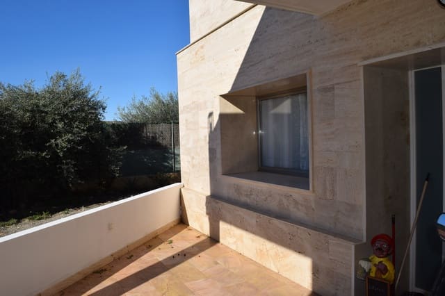 2 bedroom Apartment for rent in Almería city with garage - € 500 (Ref: 9399749)