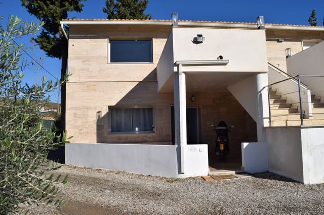 2 bedroom Apartment for rent in Almería city with garage - € 500 (Ref: 9399749)