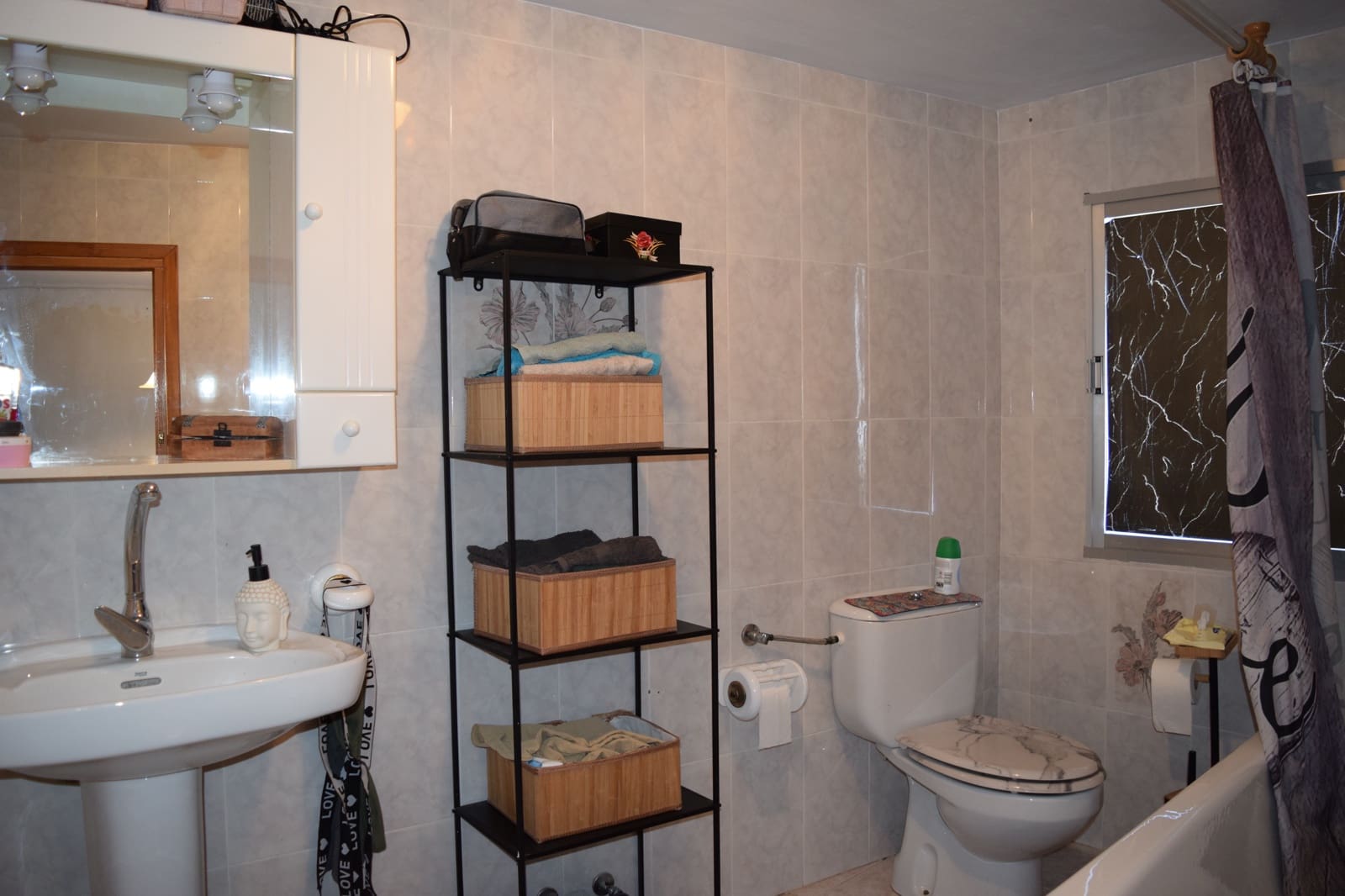 8 bedroom Townhouse for rent in Almeria city - € 500 (Ref: 9438329)