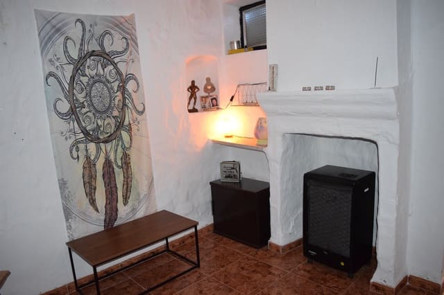 8 soveværelse Byhus til leje i Almería by - € 500 (Ref: 9438329)