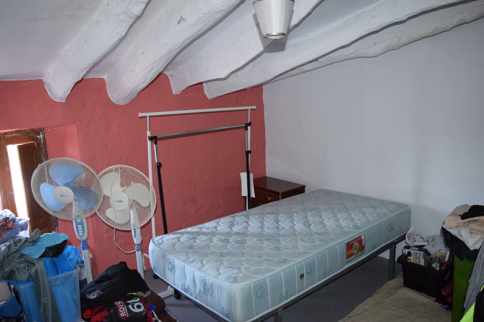 8 bedroom Townhouse for rent in Almeria city - € 500 (Ref: 9438329)