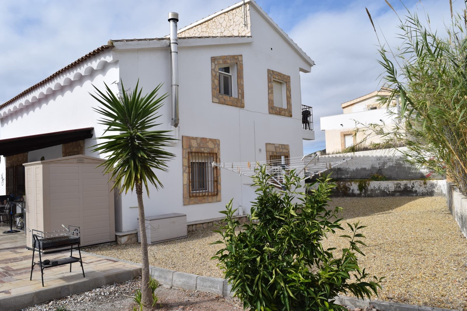 3 bedroom Semi-detached Villa for rent in Almanzora with pool garage - € 1,400 (Ref: 9471334)