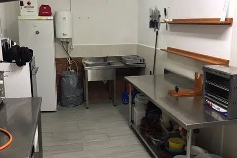 Biznes do wynajęcia w Lijar - 500 € (Ref: 9506179)