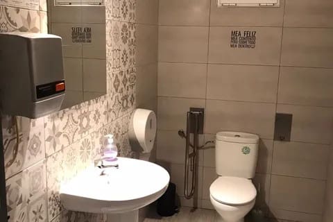 Biznes do wynajęcia w Lijar - 500 € (Ref: 9506179)