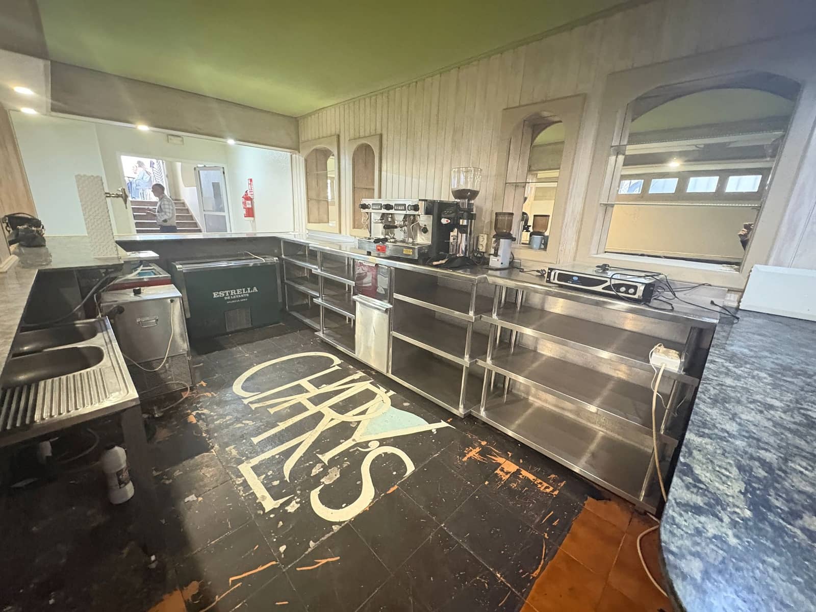 Business for rent in Cantoria - € 500 (Ref: 9516318)