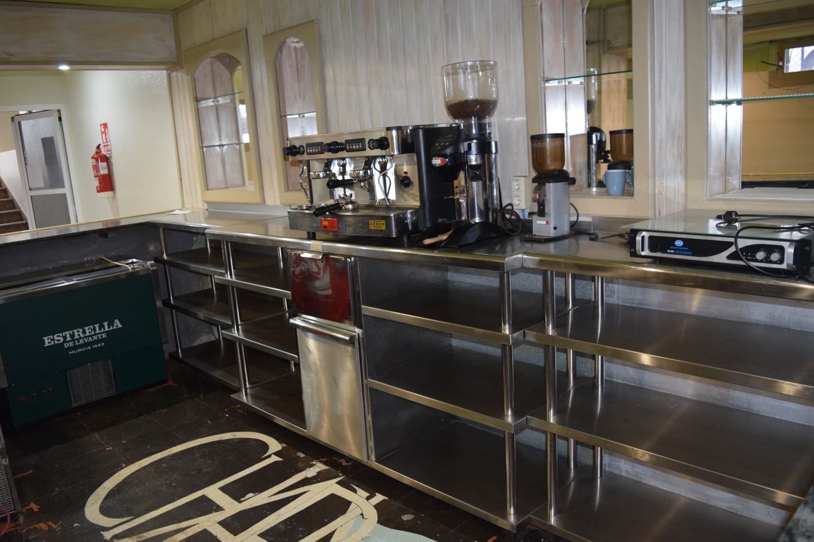 Business for rent in Cantoria - € 500 (Ref: 9516318)