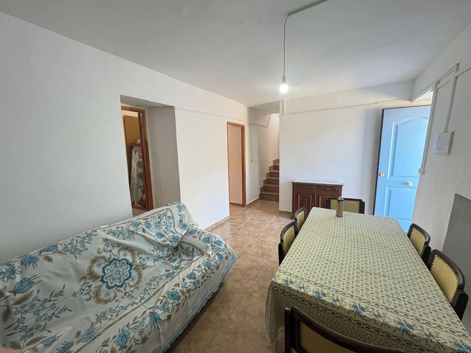 Maison de Ville de 3 chambres à louer à Chercos - 600 € (Ref: 9609898)