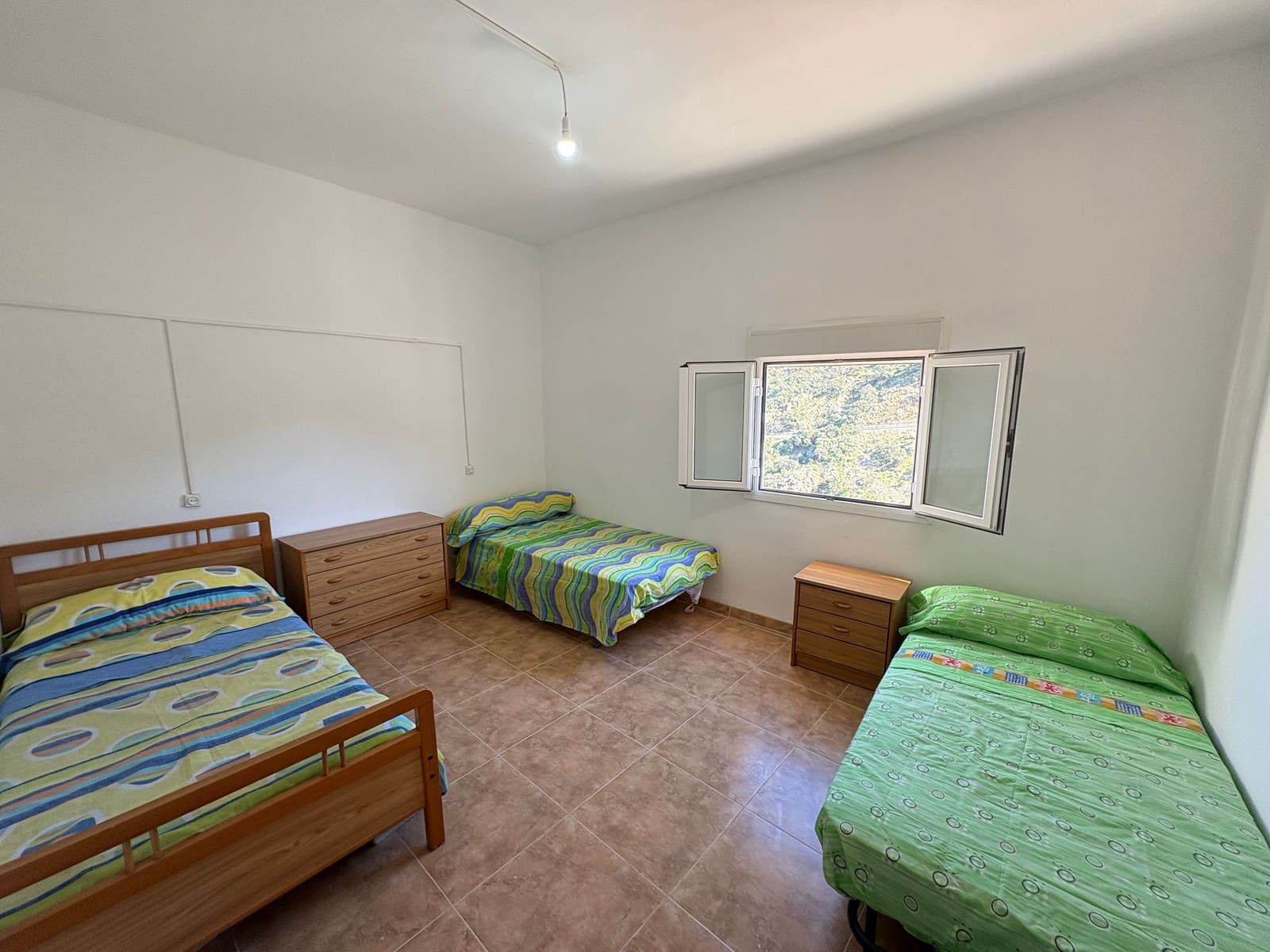 Maison de Ville de 3 chambres à louer à Chercos - 600 € (Ref: 9609898)