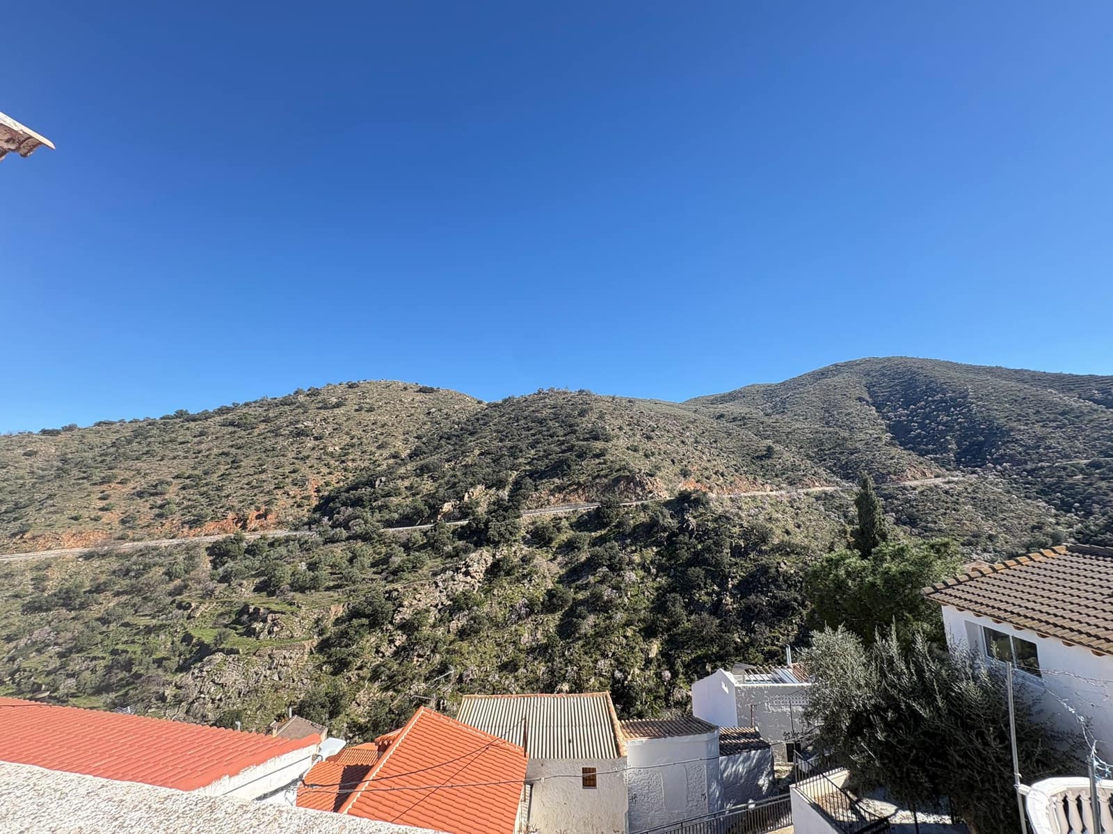 Maison de Ville de 3 chambres à louer à Chercos - 600 € (Ref: 9609898)