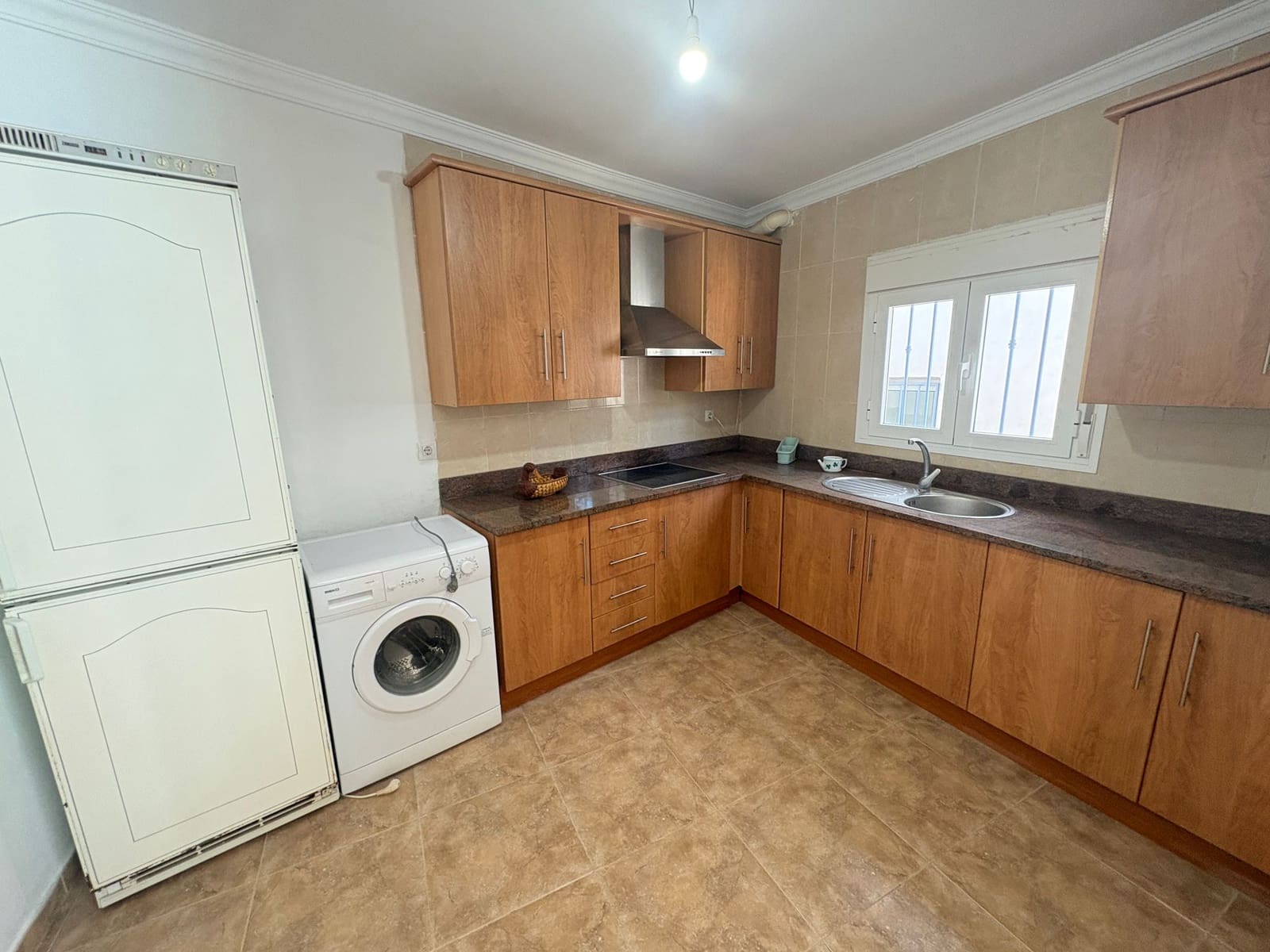 3 slaapkamer Huis te huur in Chercos - € 600 (Ref: 9609907)