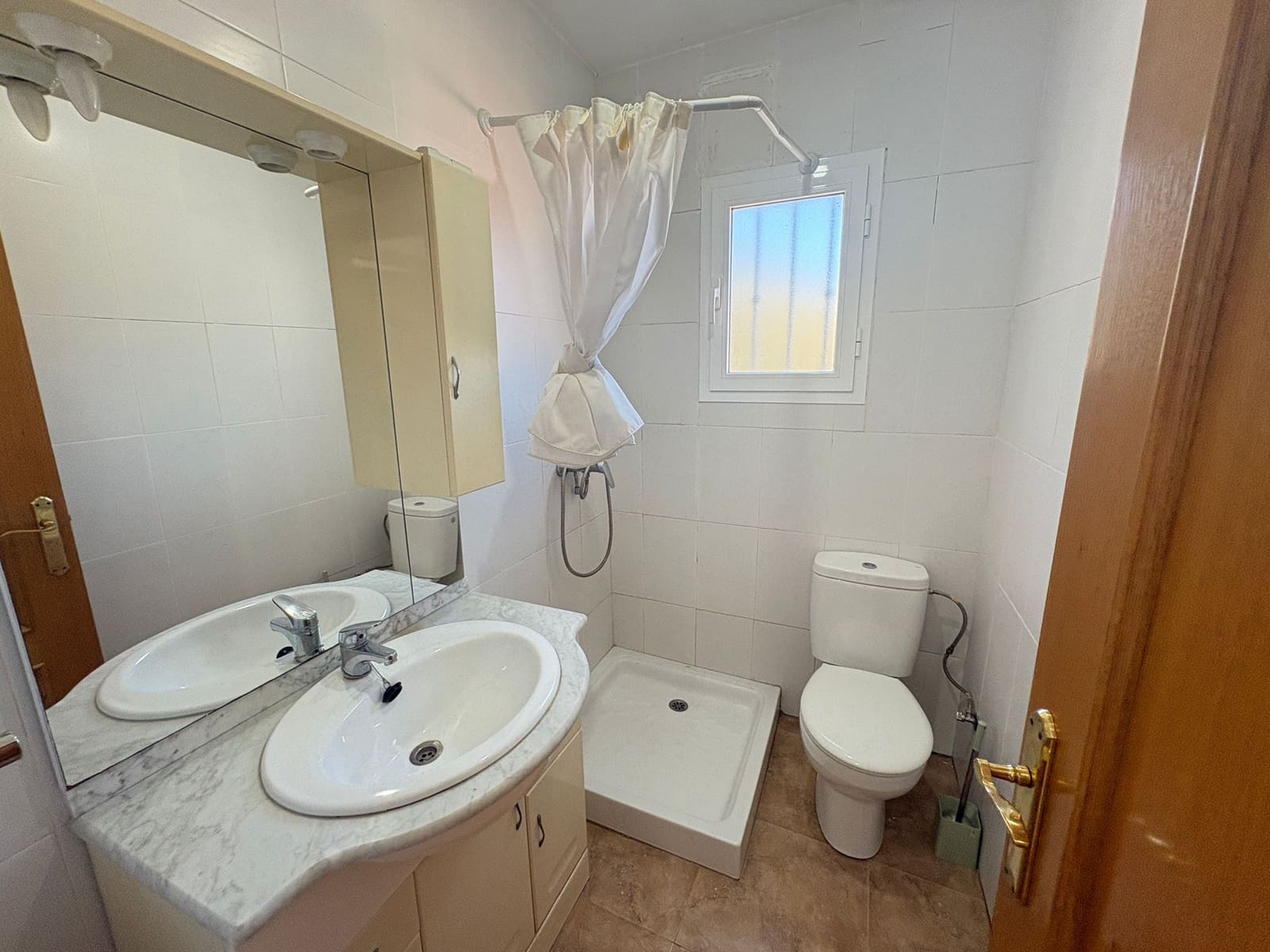 3 slaapkamer Huis te huur in Chercos - € 600 (Ref: 9609907)